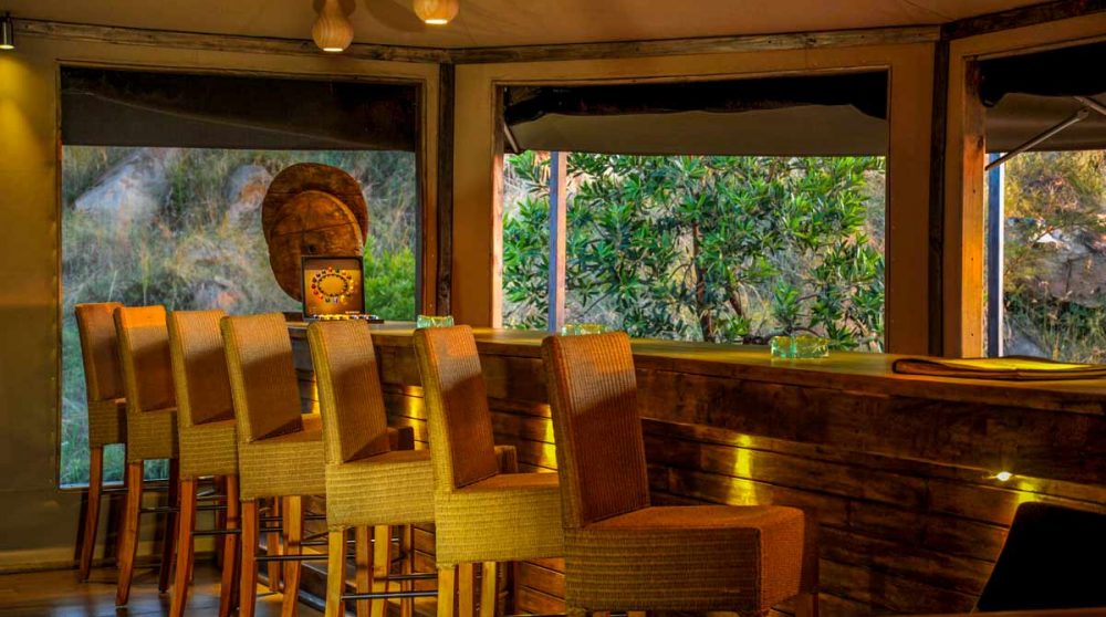 Bar du Lemala Kuria Hills