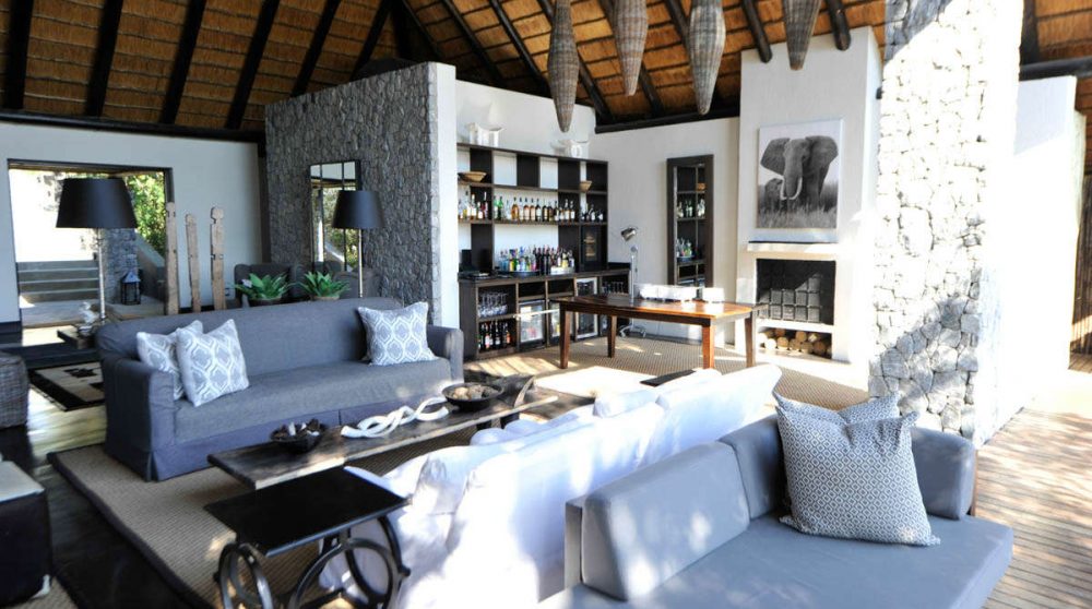 Canapés au Londolozi Granite Suites