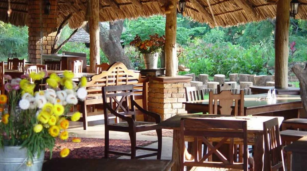 Terrasse du restaurant au Rivertrees Country Inn