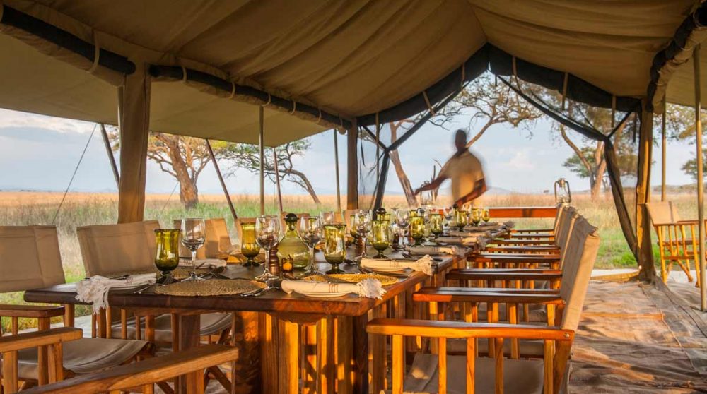 La salle à manger au Serengeti Safari Camp