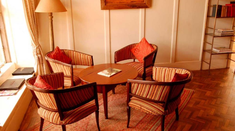 Un salon du Girrafe Manor