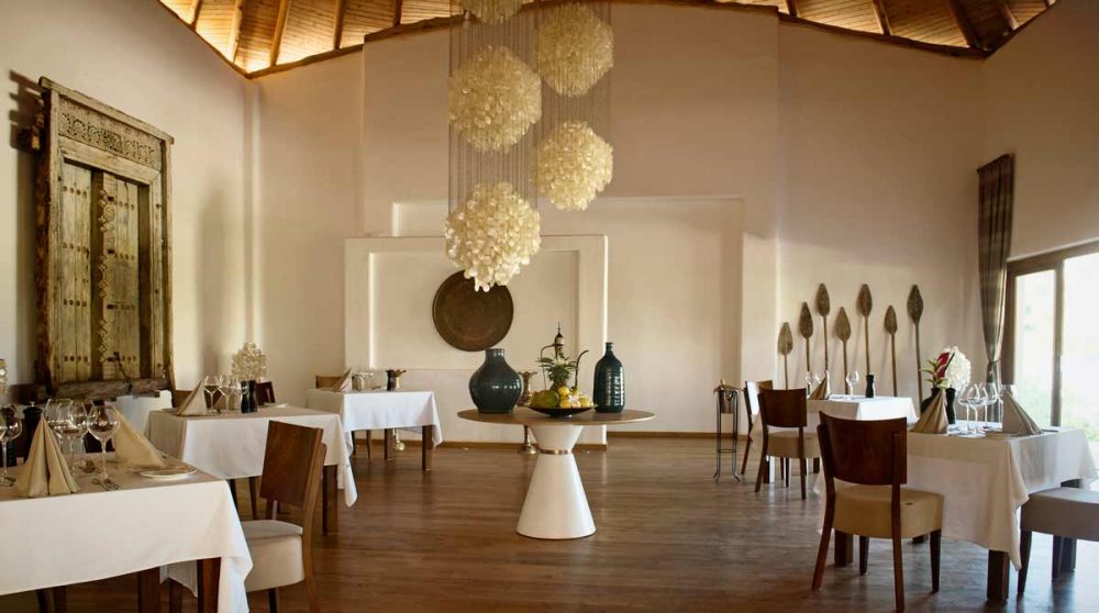 La salle du restaurant du White Sand Luxury Villas