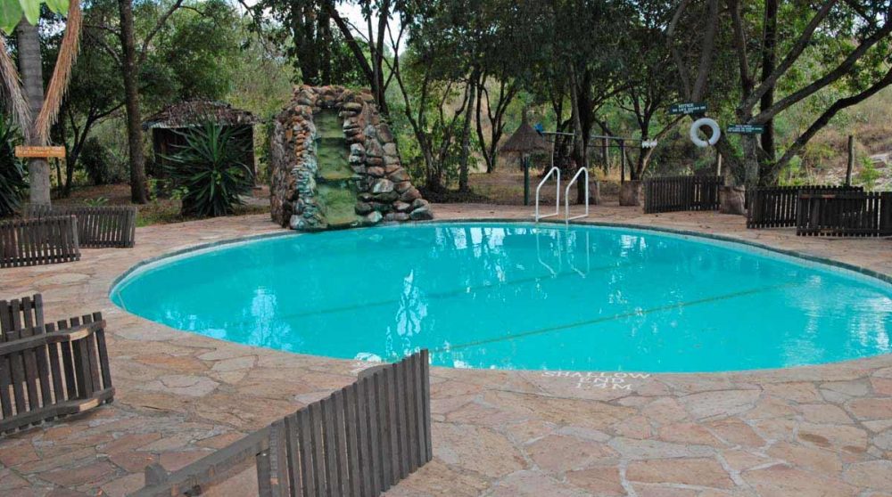Autre vue de la piscine au Kenya