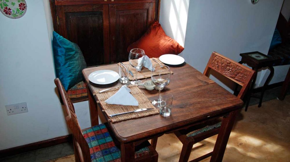 Une table pour déjeuner en Tanzanie