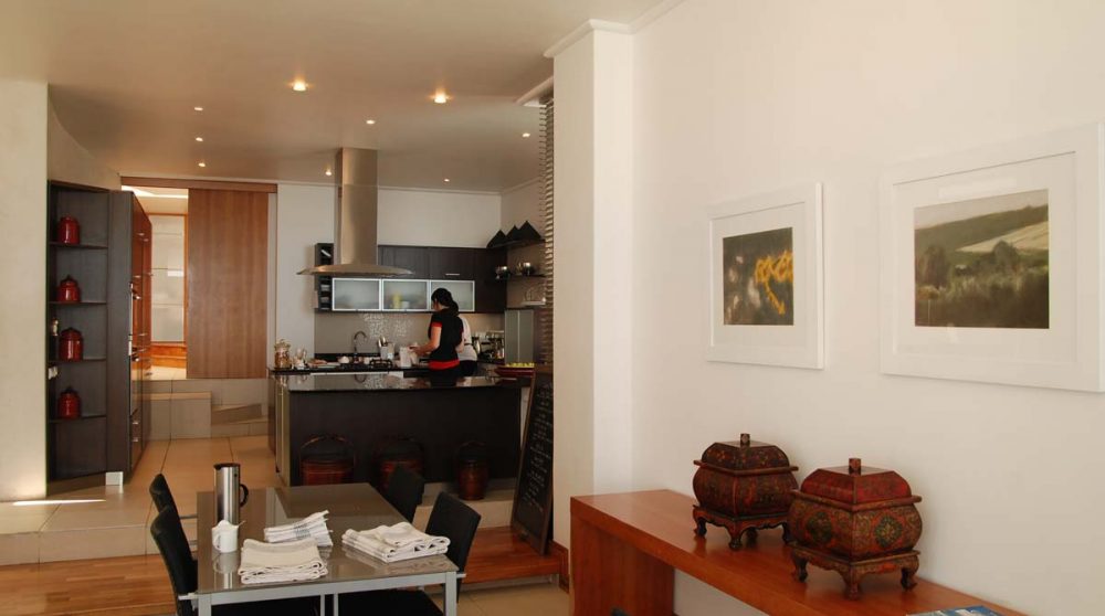 Table près de la cuisine en Afrique du Sud