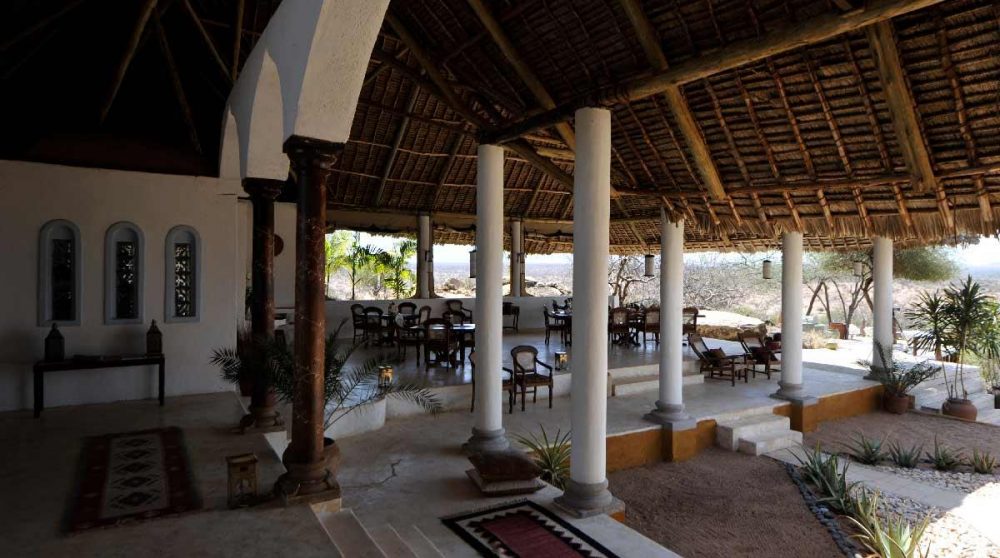 Le salon du lodge près de la réserve Samburu