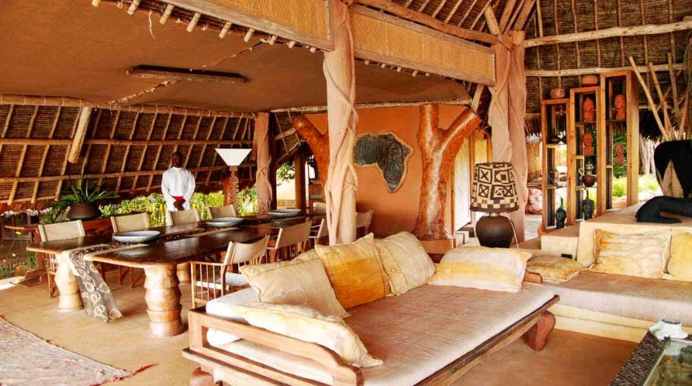 Le salon avec la salle à manger au Kenya