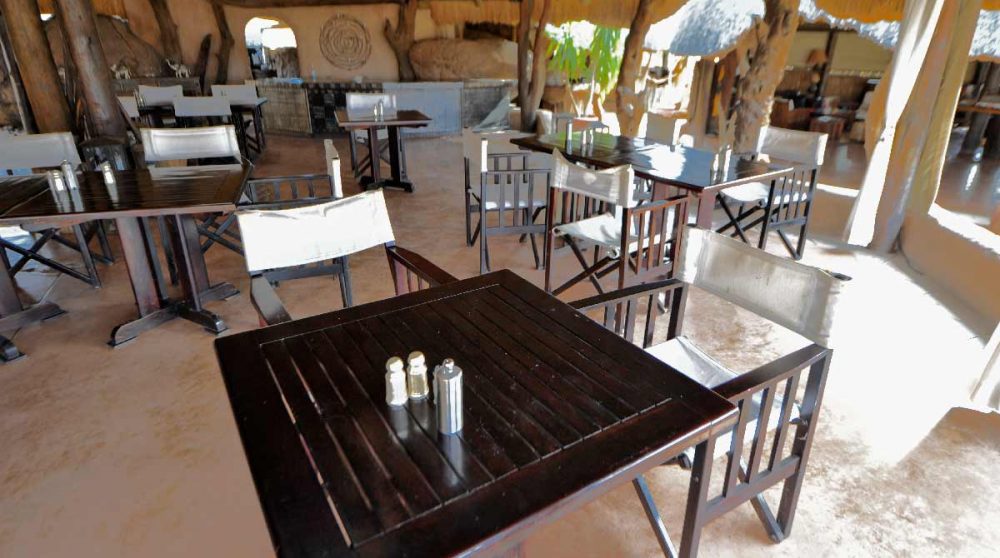 Tables au restaurant