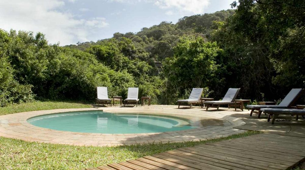 Autre vue sur la piscine