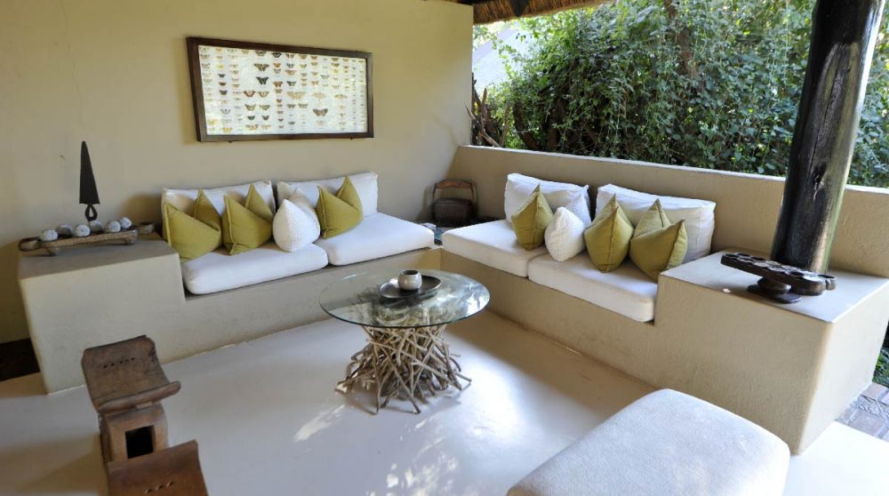 Canapés et décoration du salon