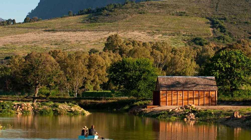 Le lac à proximité en Afrique du Sud