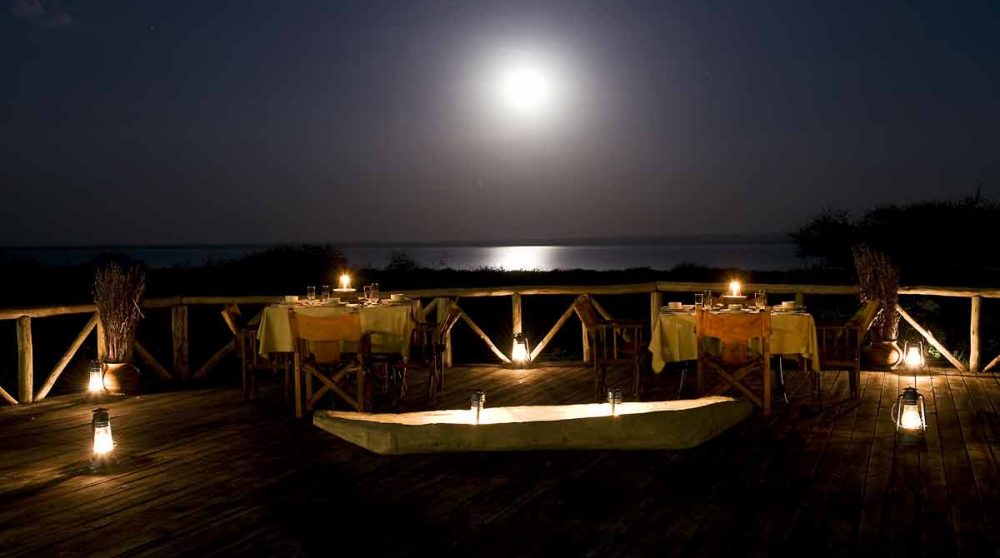 Dîner sur la terrasse le soir