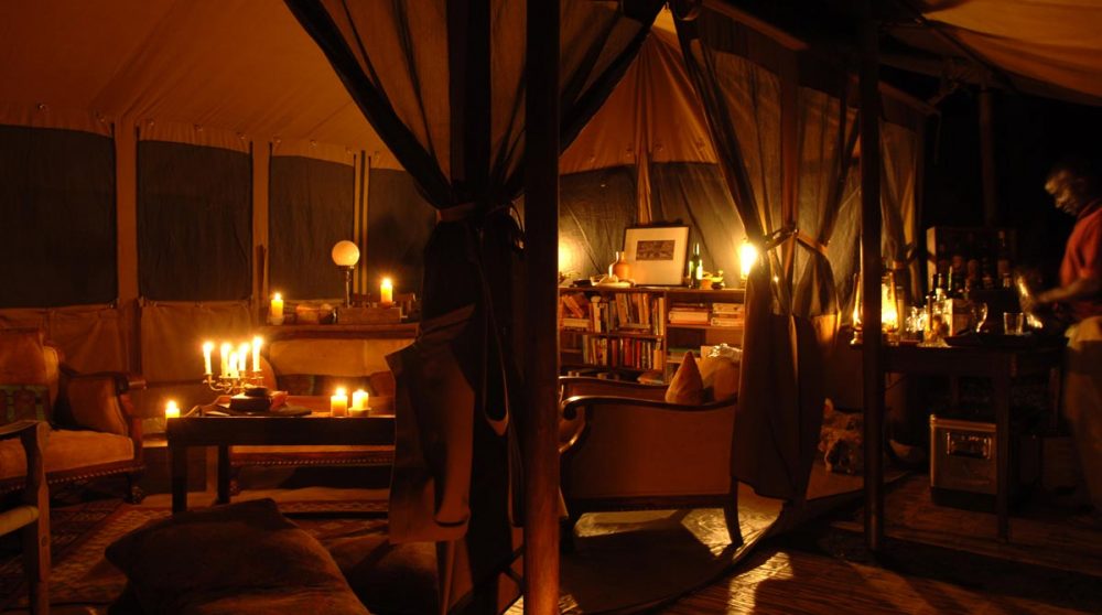 Soirée à la bougie en Tanzanie