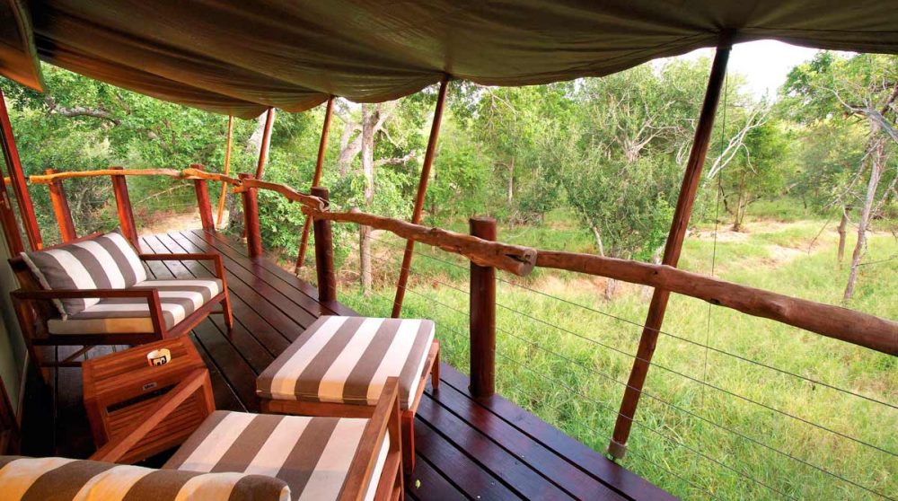 La terrasse de la tente