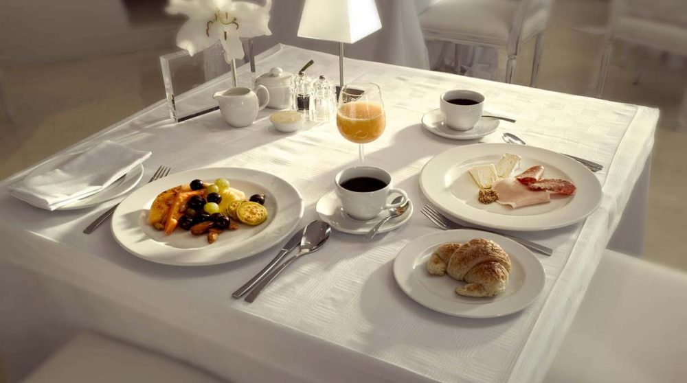 Petit-déjeuner à l'hôtel au Cap