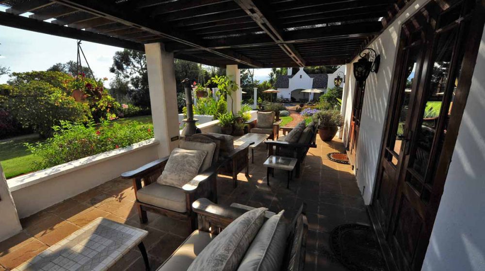 Canapés pour se détendre sur la terrasse