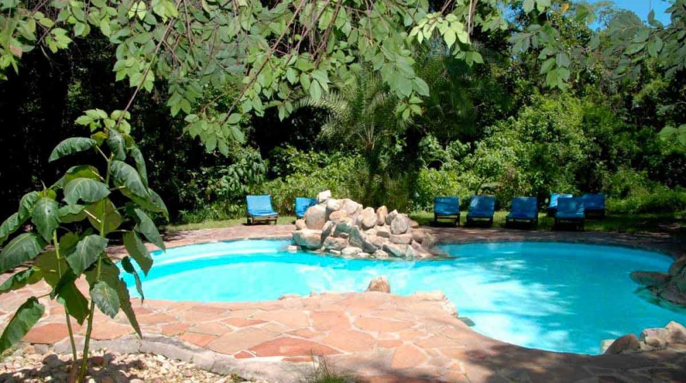 Autre vue de la piscine au Kenya