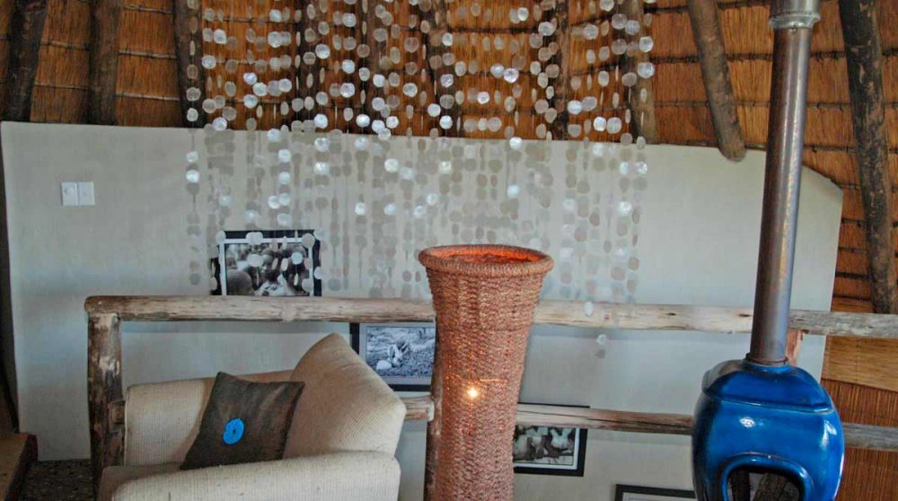 Fauteuil près du bar