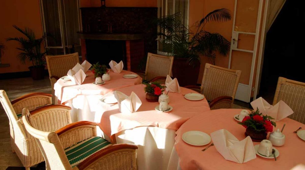 Tables pour déjeuner