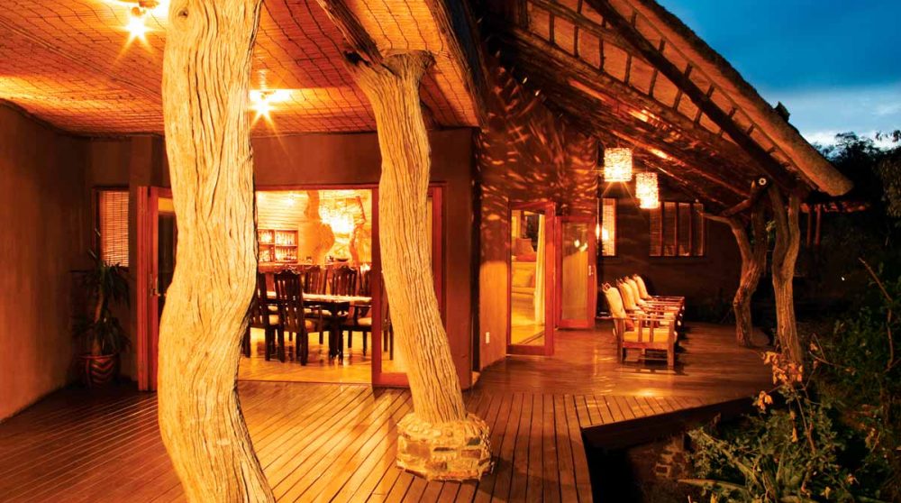 L'Impodimo Game Lodge le soir