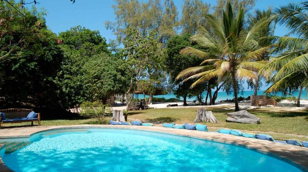 Une piscine au Kinondo Kwetu