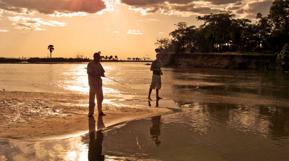 Paysage en fin de journée au Lac Manze Camp