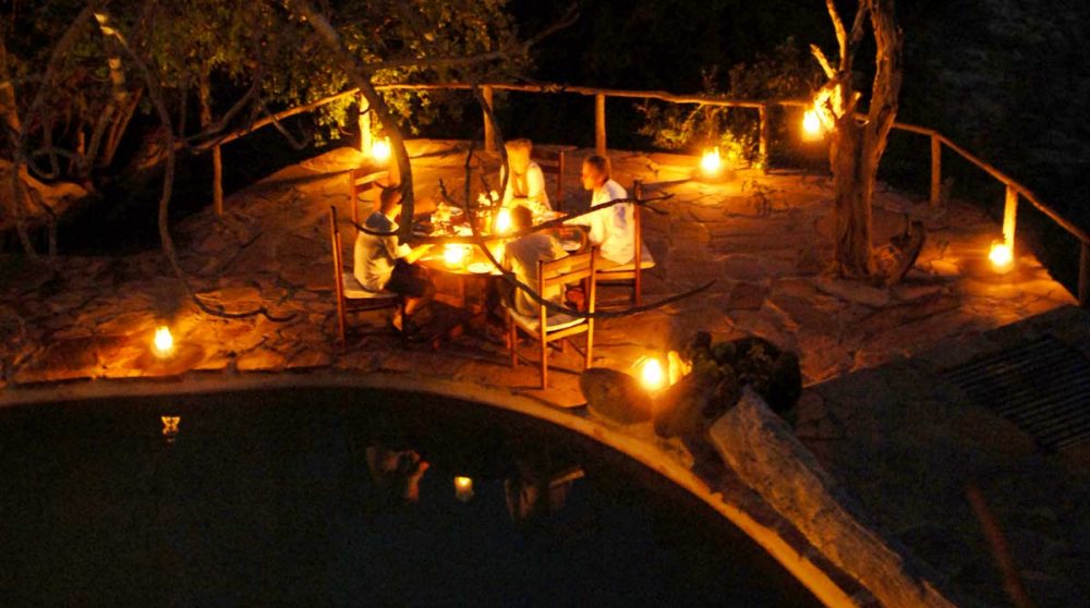 Dîner privatif au Sand Rivers Selous