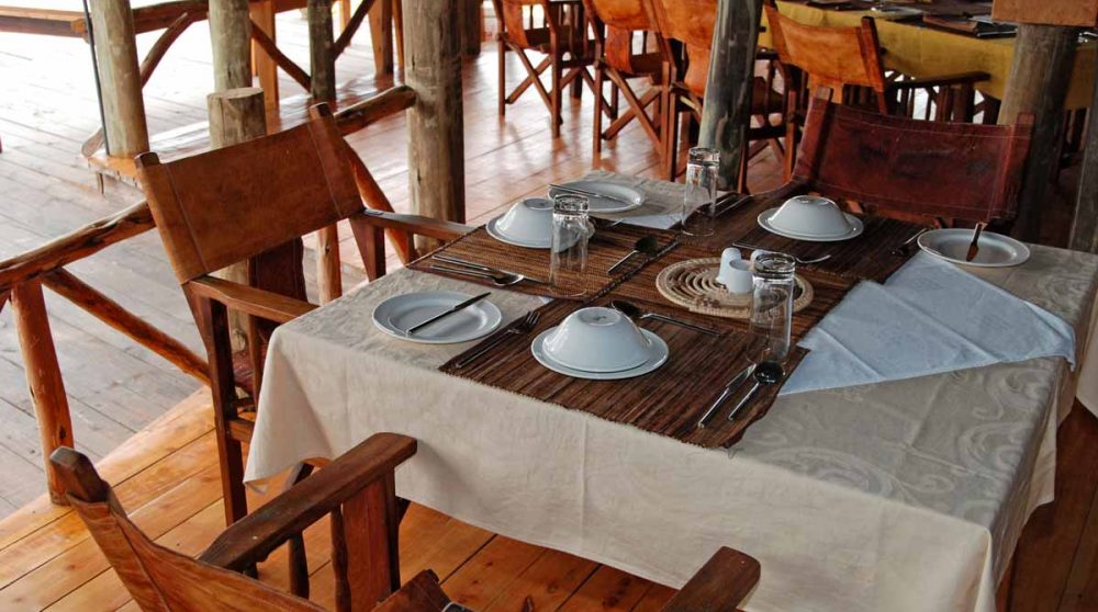 Table pour déjeuner dans le Tarangire