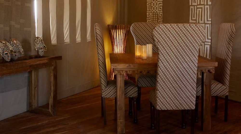 Une table pour déjeuner en Tanzanie