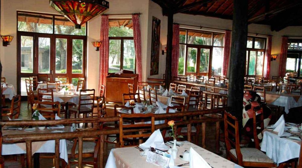 Le restaurant extérieur au Kenya