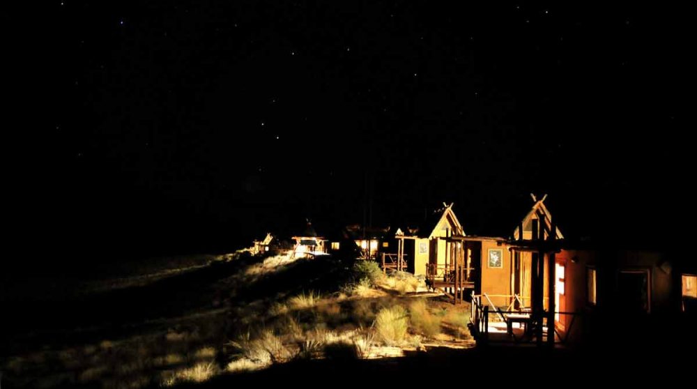 Les chambres la nuit dans le Kalahari