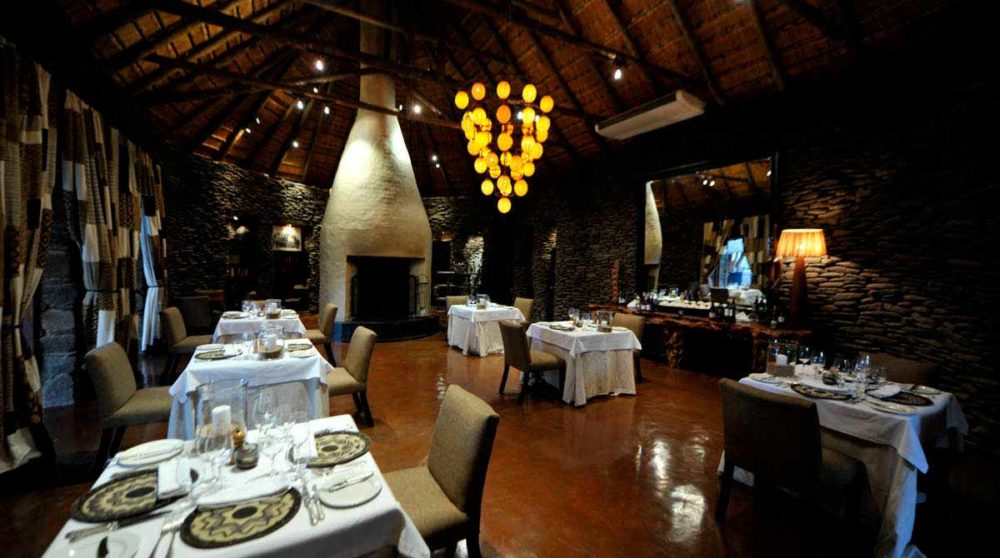 Le restaurant le soir près du parc Kruger