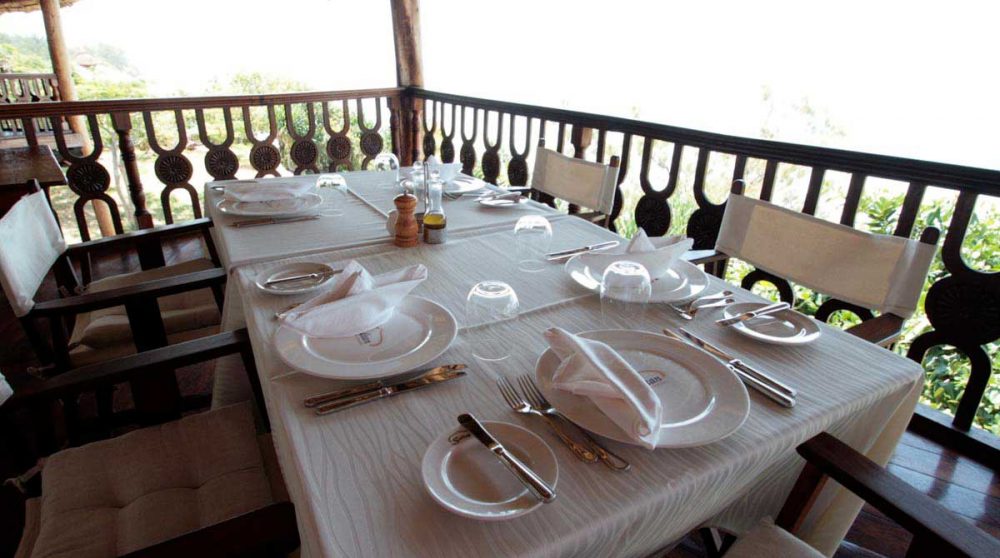 Une table pour déjeuner en Tanzanie