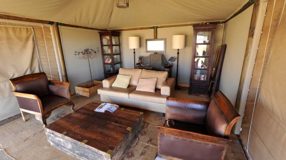 Un autre salon sous une tente