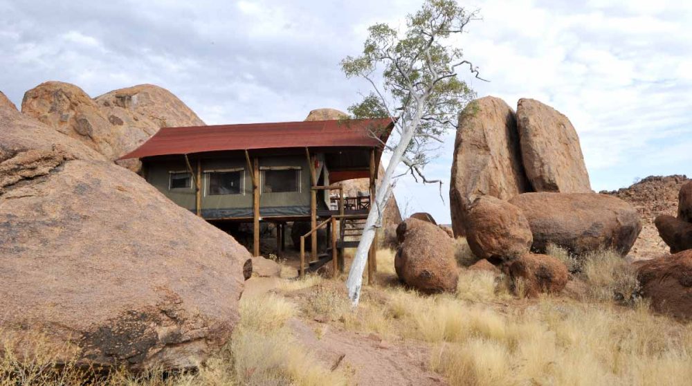 Extérieur d'une tente