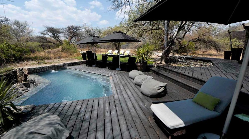 Autre vue de la piscine