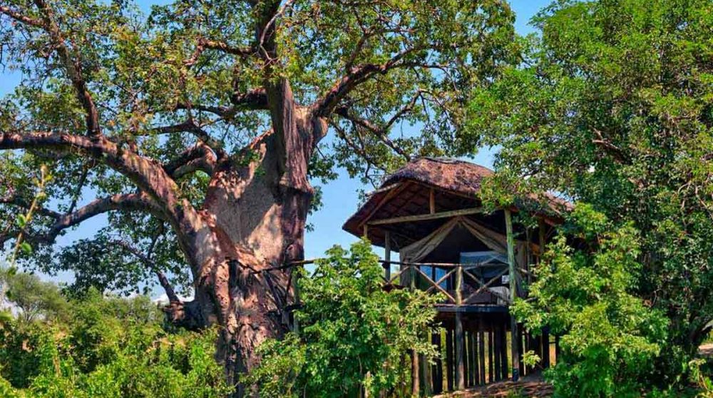 Extérieur d'une tente standard