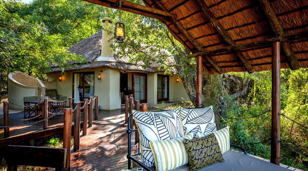 La terrasse d'une chambre en Afrique du Sud