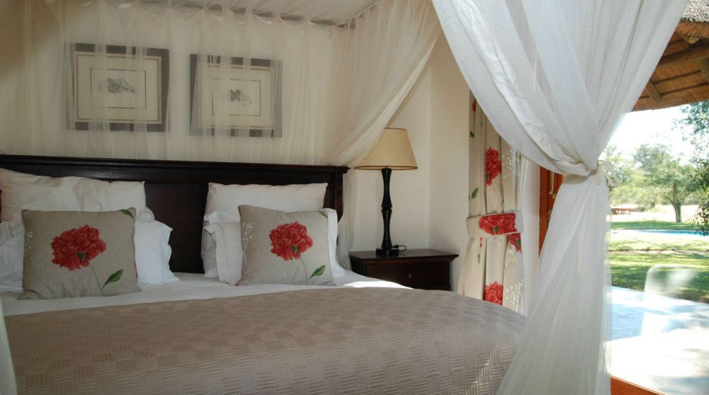 Une chambre donnant sur le jardin à Manyeleti