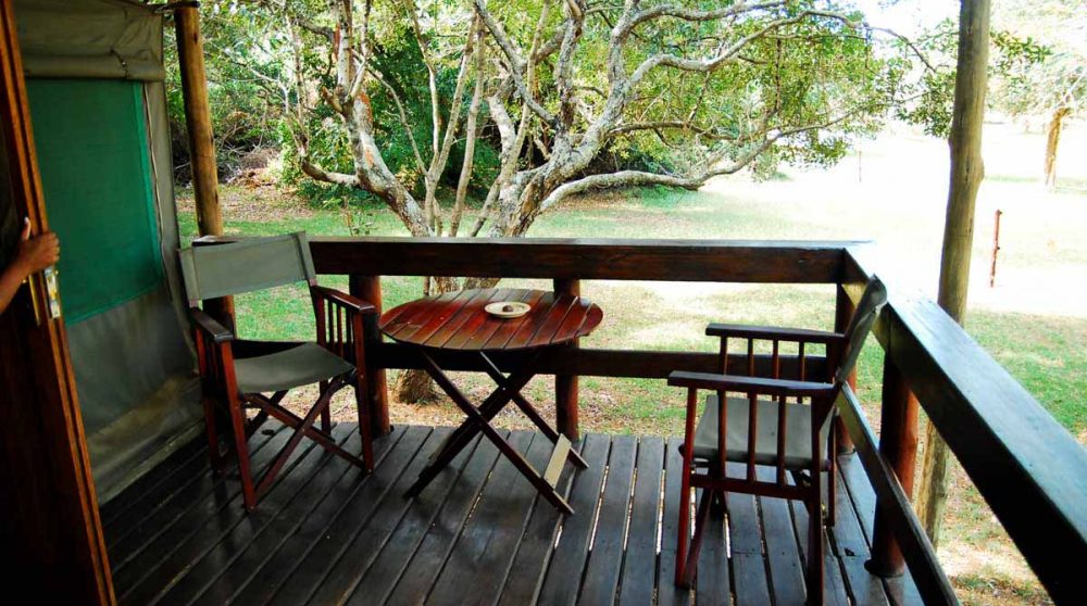 La terrasse d'une tente dans le Kwazulu Natal