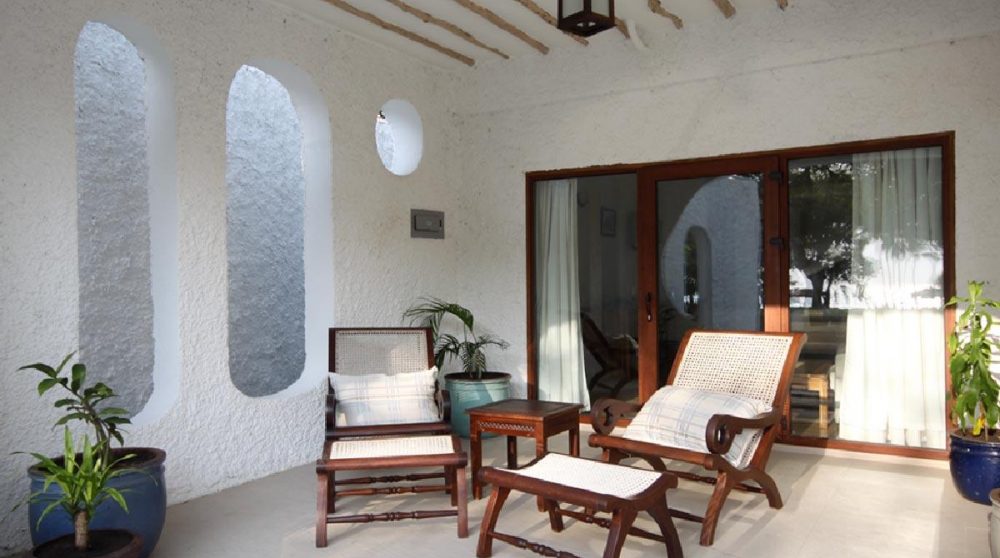 La terrasse devant la chambre