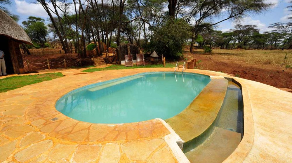La piscine du Swala Camp en Tanzanie dans le parc de Tarangire