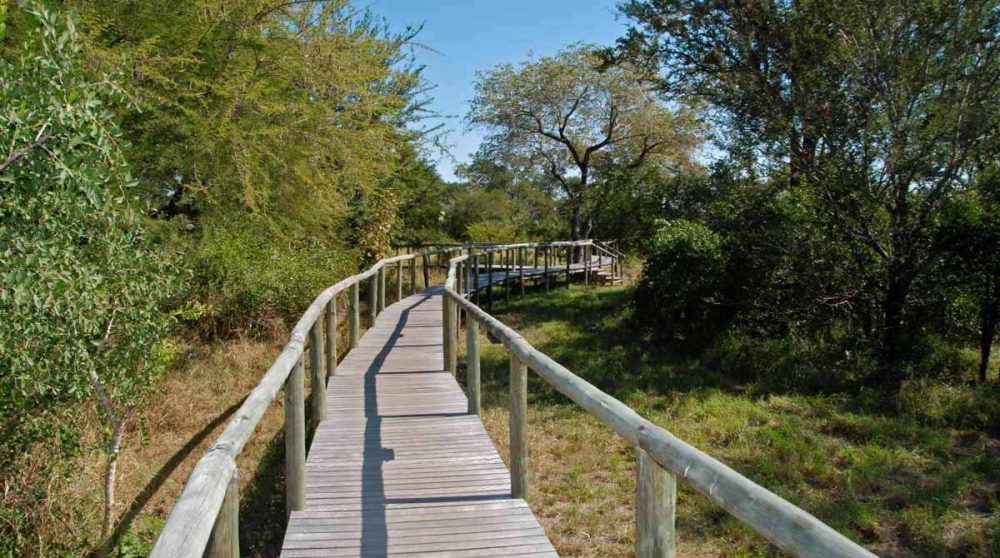 Une allée de l'hôtel