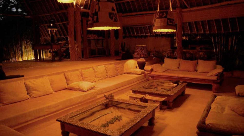 Vue nocturne du salon