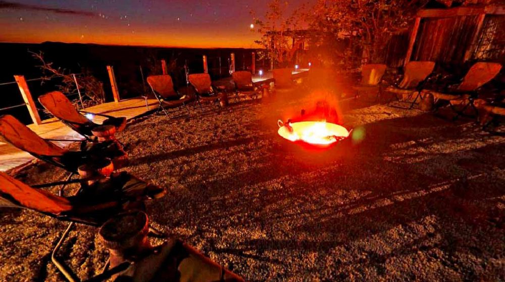 Feu de camp au Dolomite Camp