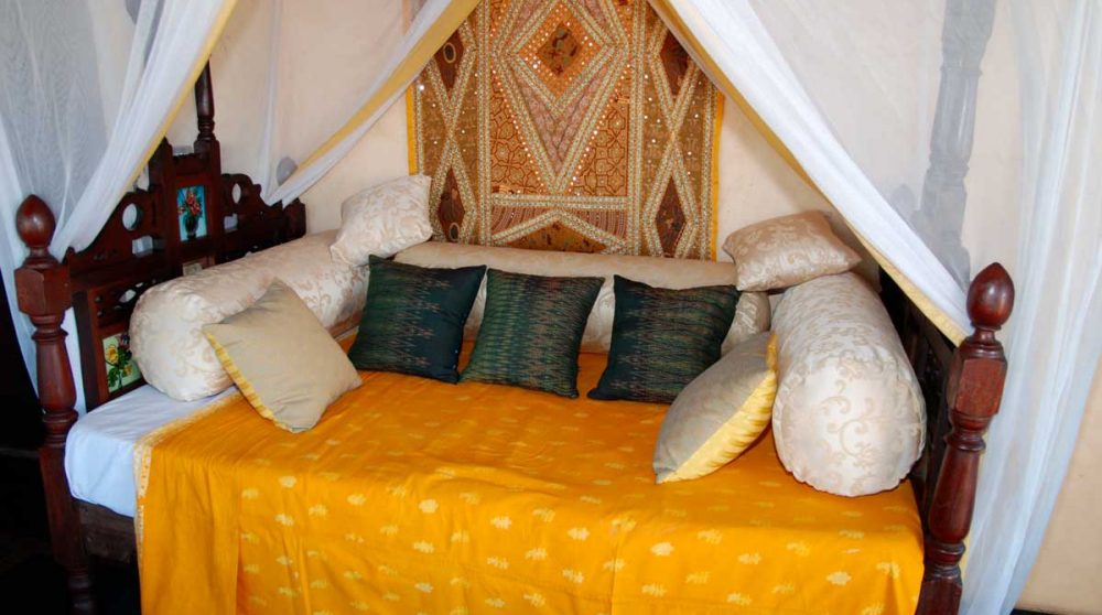 Lit au Emerson on Hurumzi