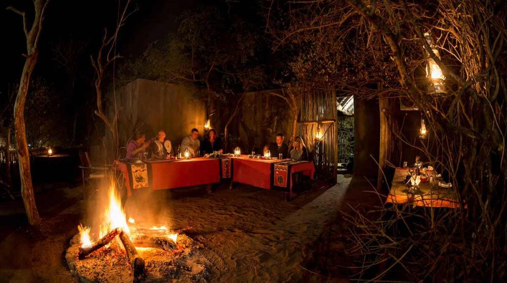 Dîner au boma d'Ezulwini Billy's Lodge