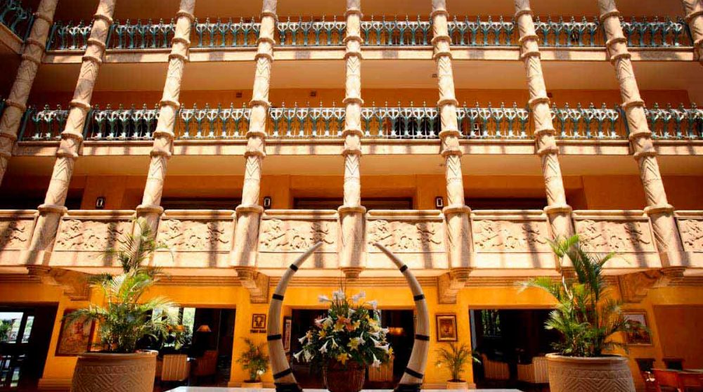 Les étages de l'hôtel Palace Lost City