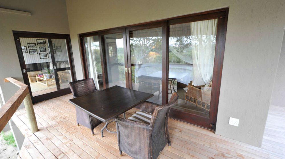 Terrasse d'une chambre au Londolozi Pioneer Camp