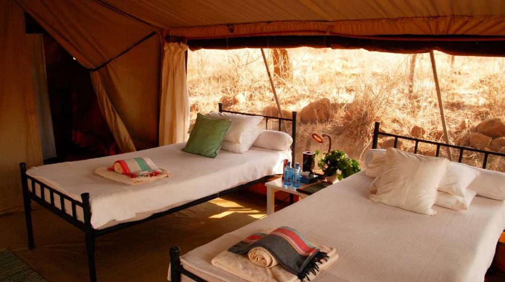 Intérieur d'une tente au Offbeat Meru